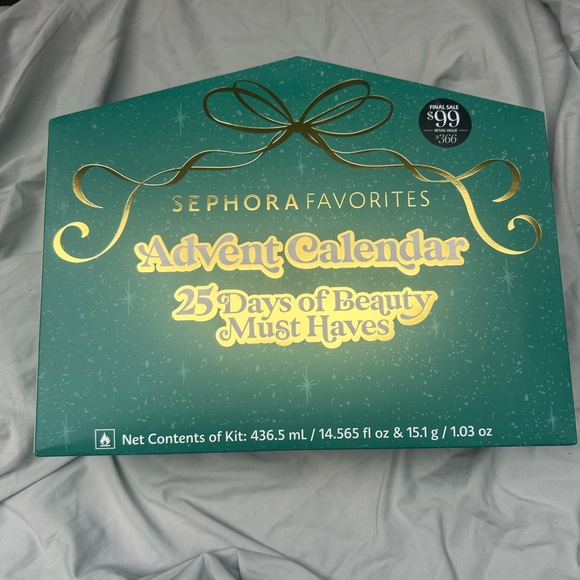 Sephora Favorites 25 Days of Beauty Holiday Advent Calendar 2024 - Picture 2 of 5
